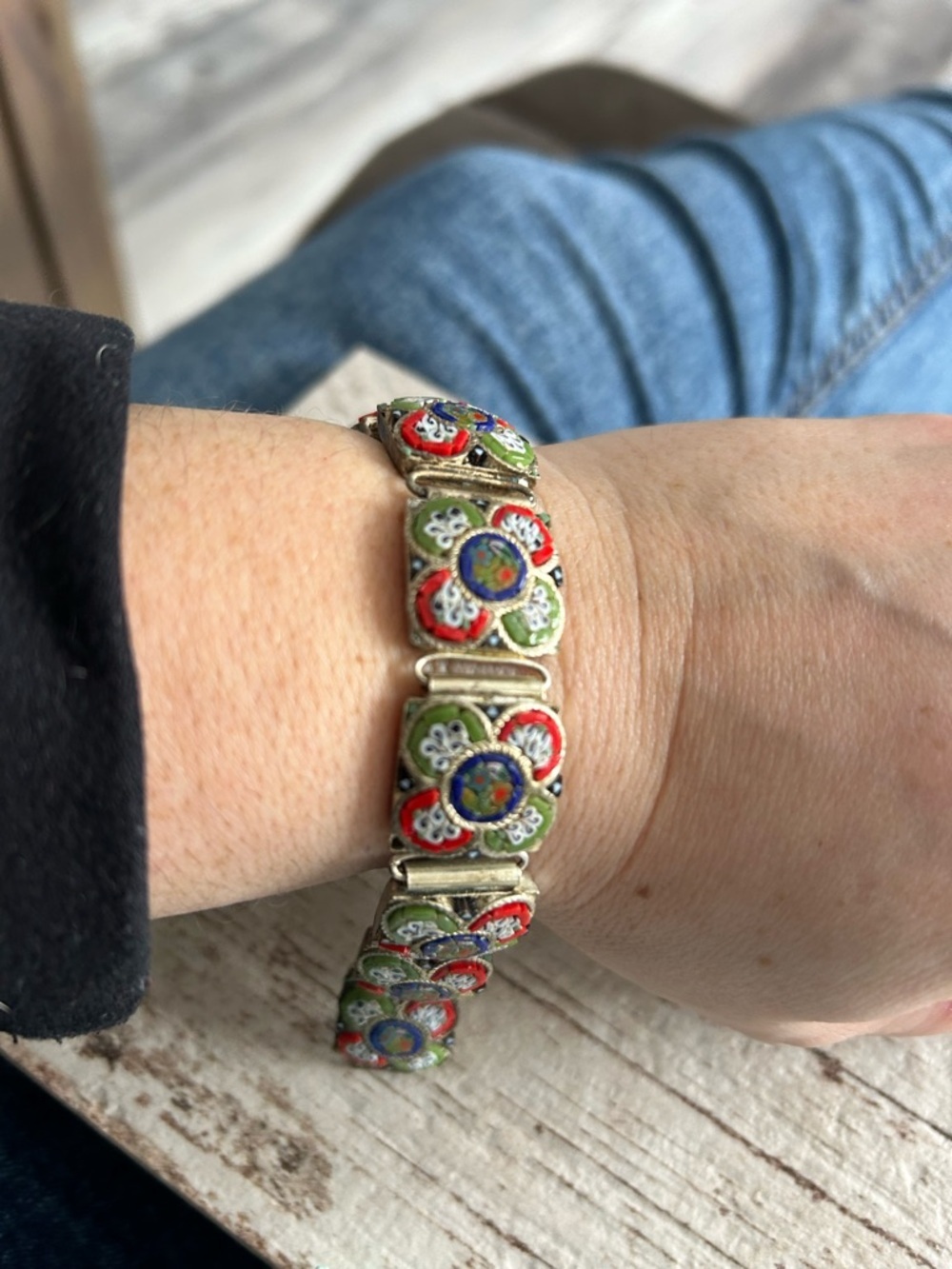 Vintage-Inspired Multicolor Enamel Flower Bracelet - Women Jewelry